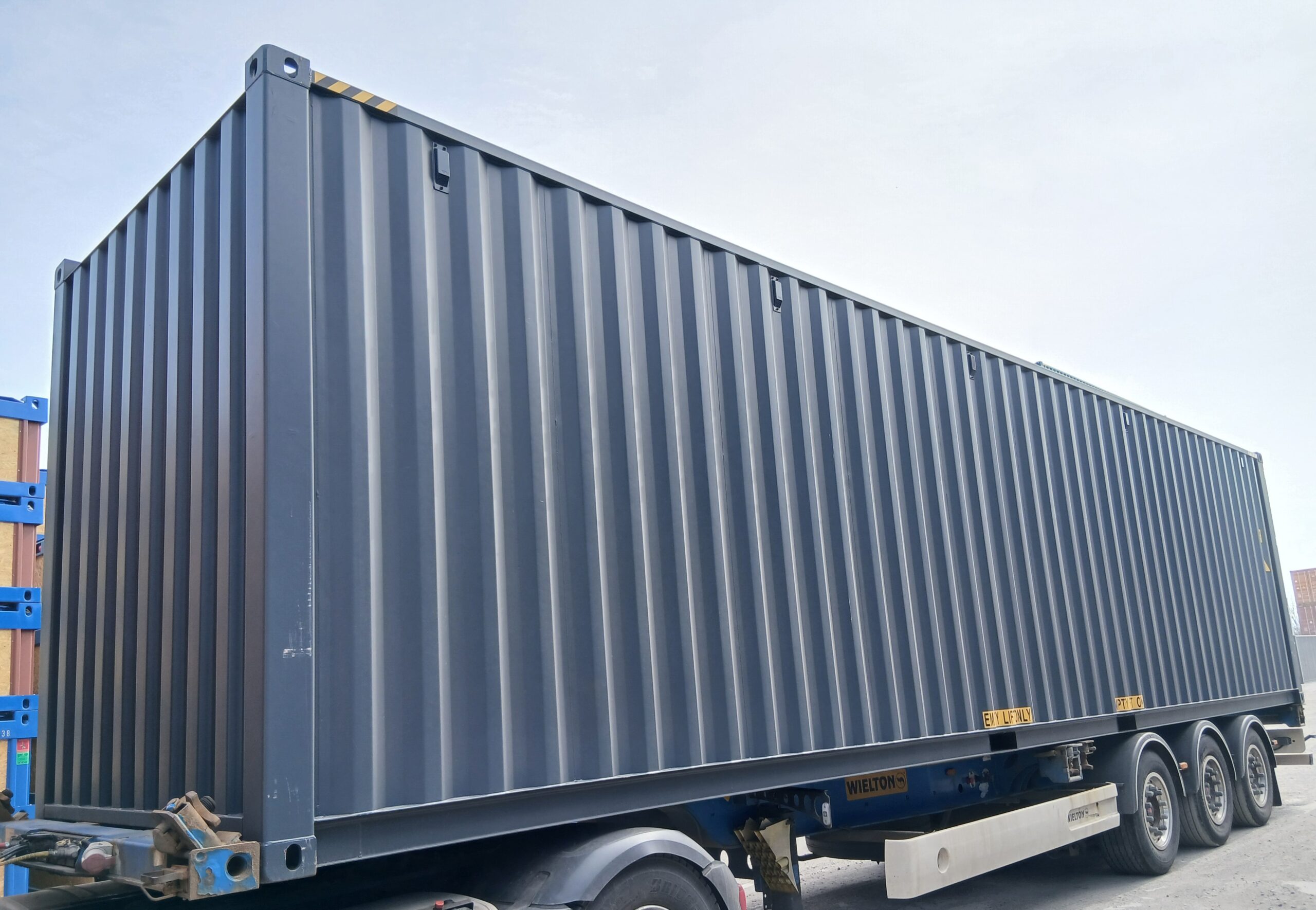 12m (40'HC) Kontener morski DMRU4011245