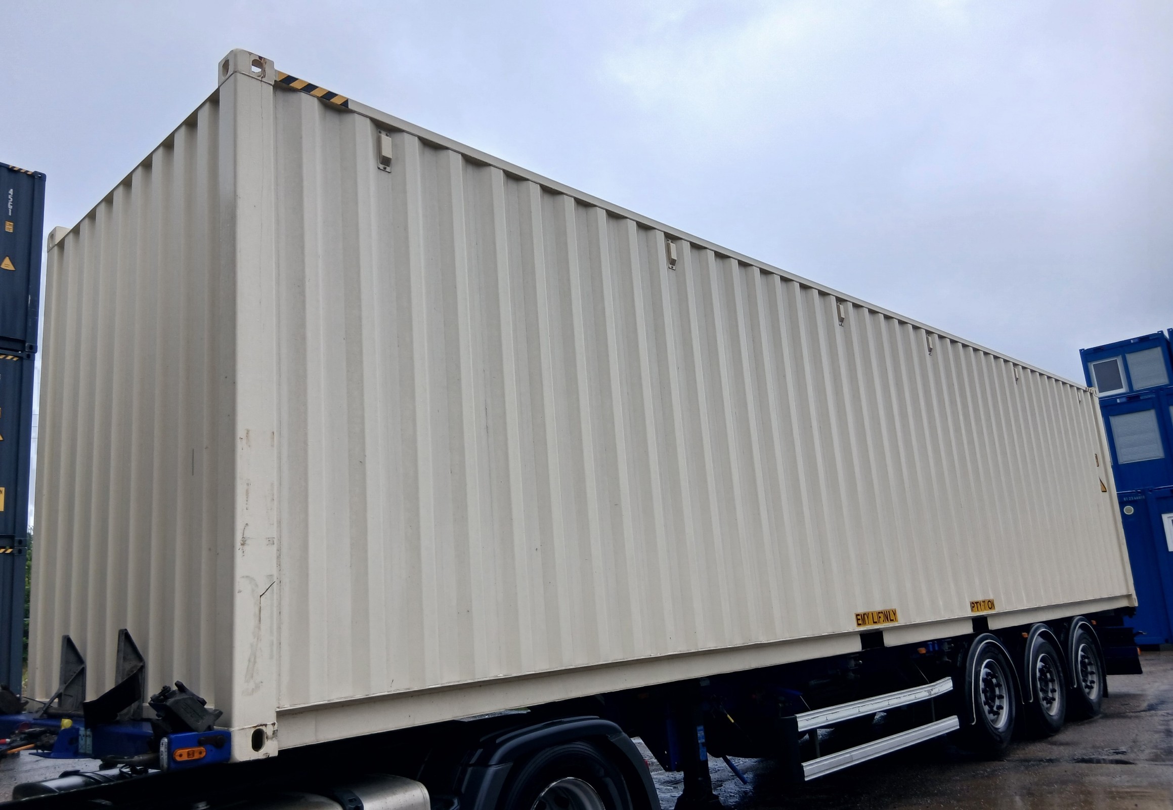Kontener morski 12m (40'HC) MCCU3161072