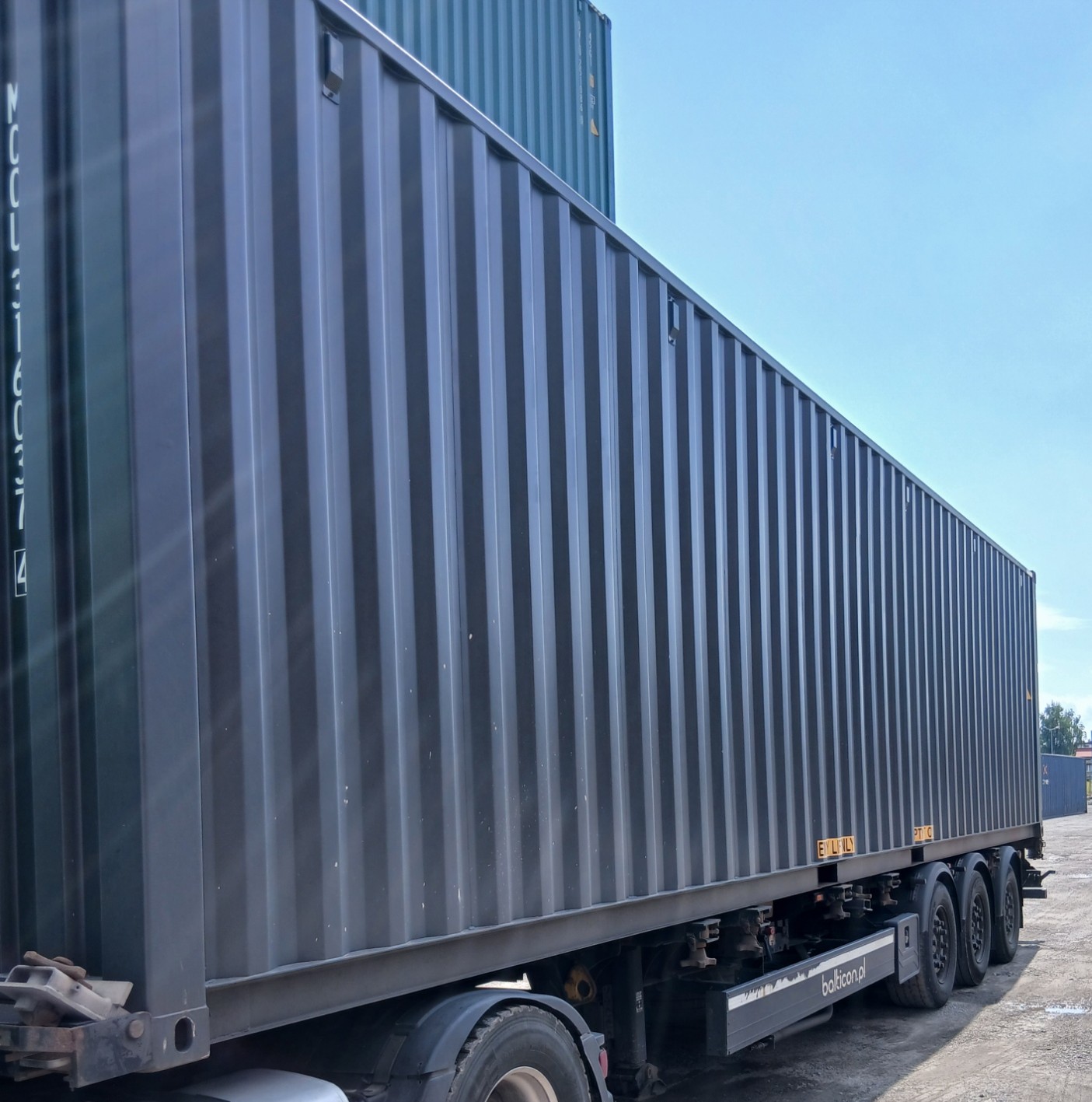 Kontener morski 12m (40'HC) MCCU3160374 - obrazek 2