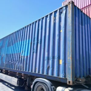 Kontener morski 12m (40'HC) INKU8337155 nieszczelny