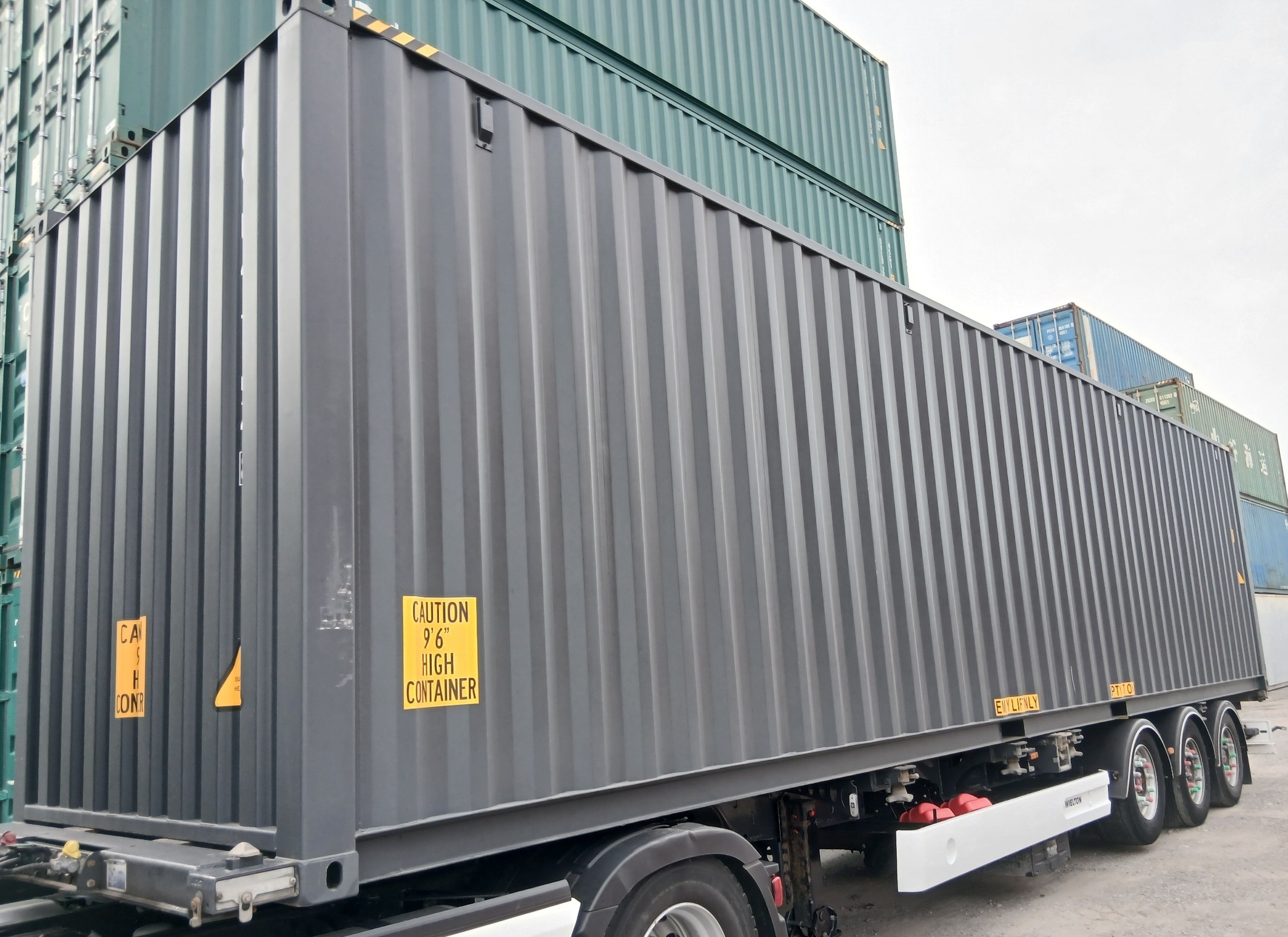Kontener morski 12m (40'HC) COIU4171548