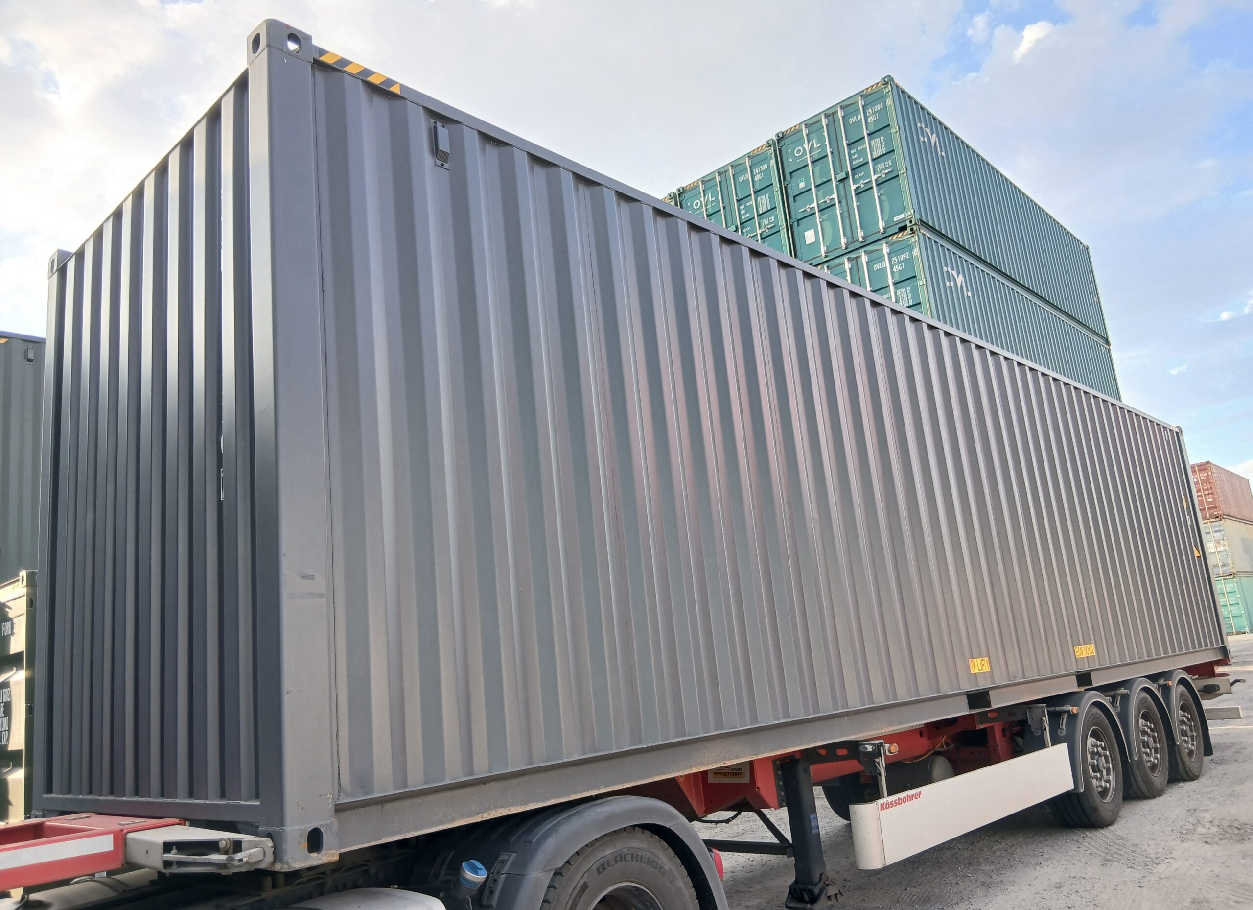Kontener morski 12m (40'HC) ZXJU0933362