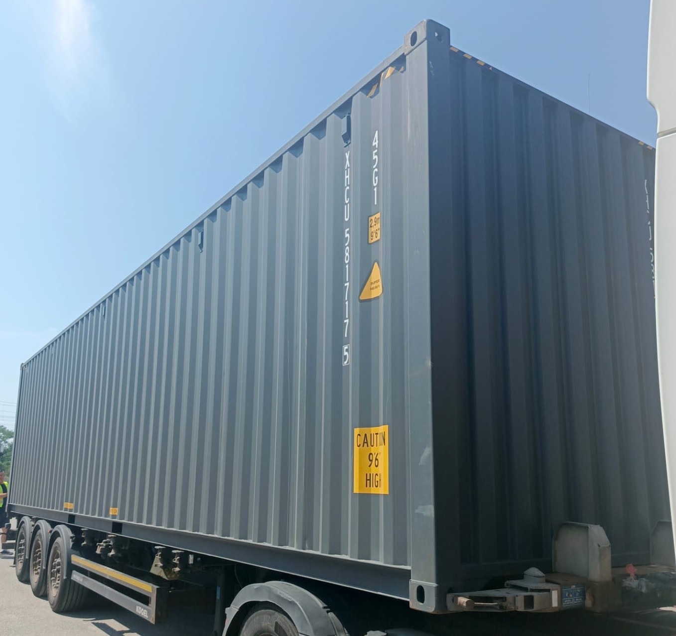 Kontener morski 12m (40'HC) XHCU5817175