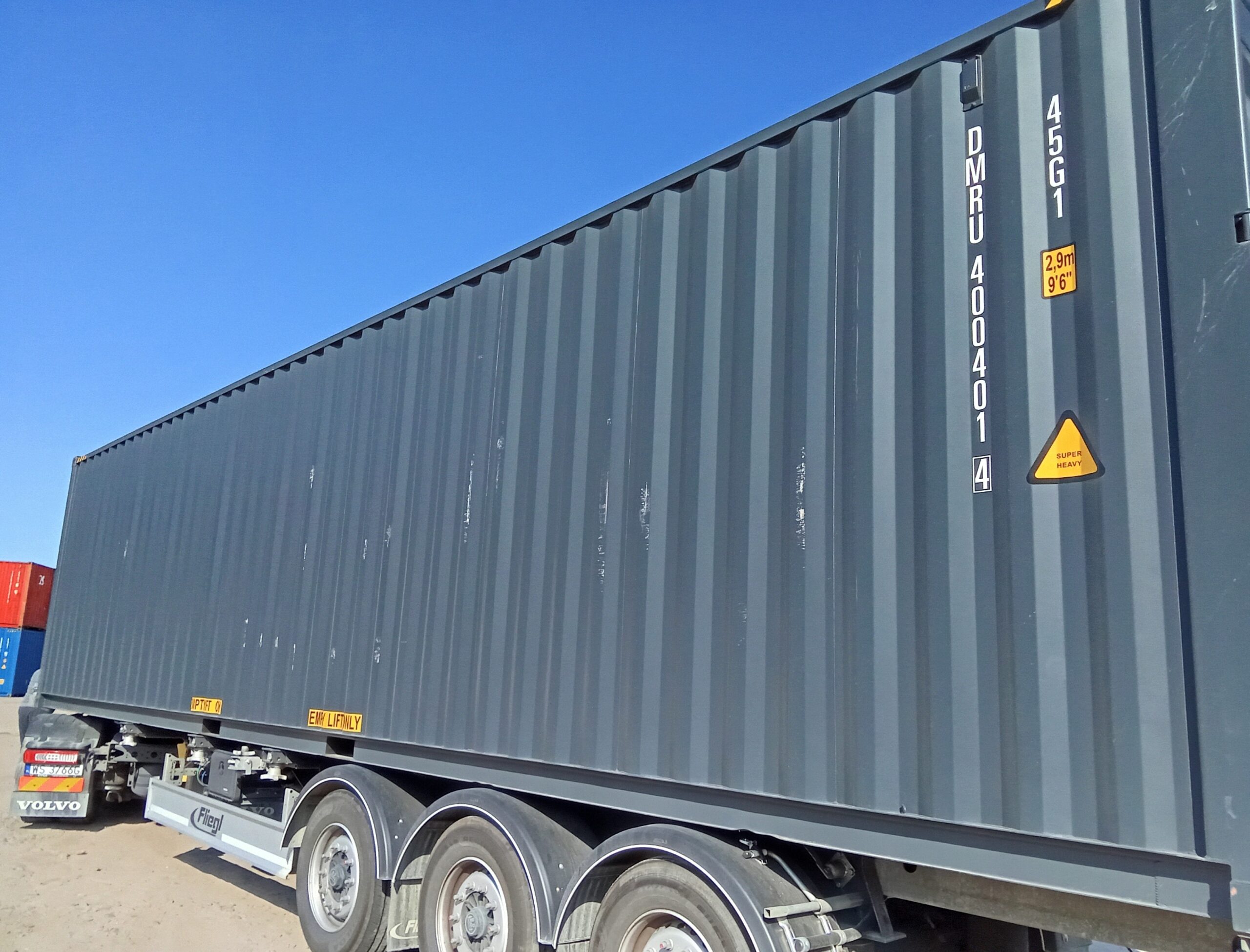 12m (40'HC) Kontener morski DMRU4004014