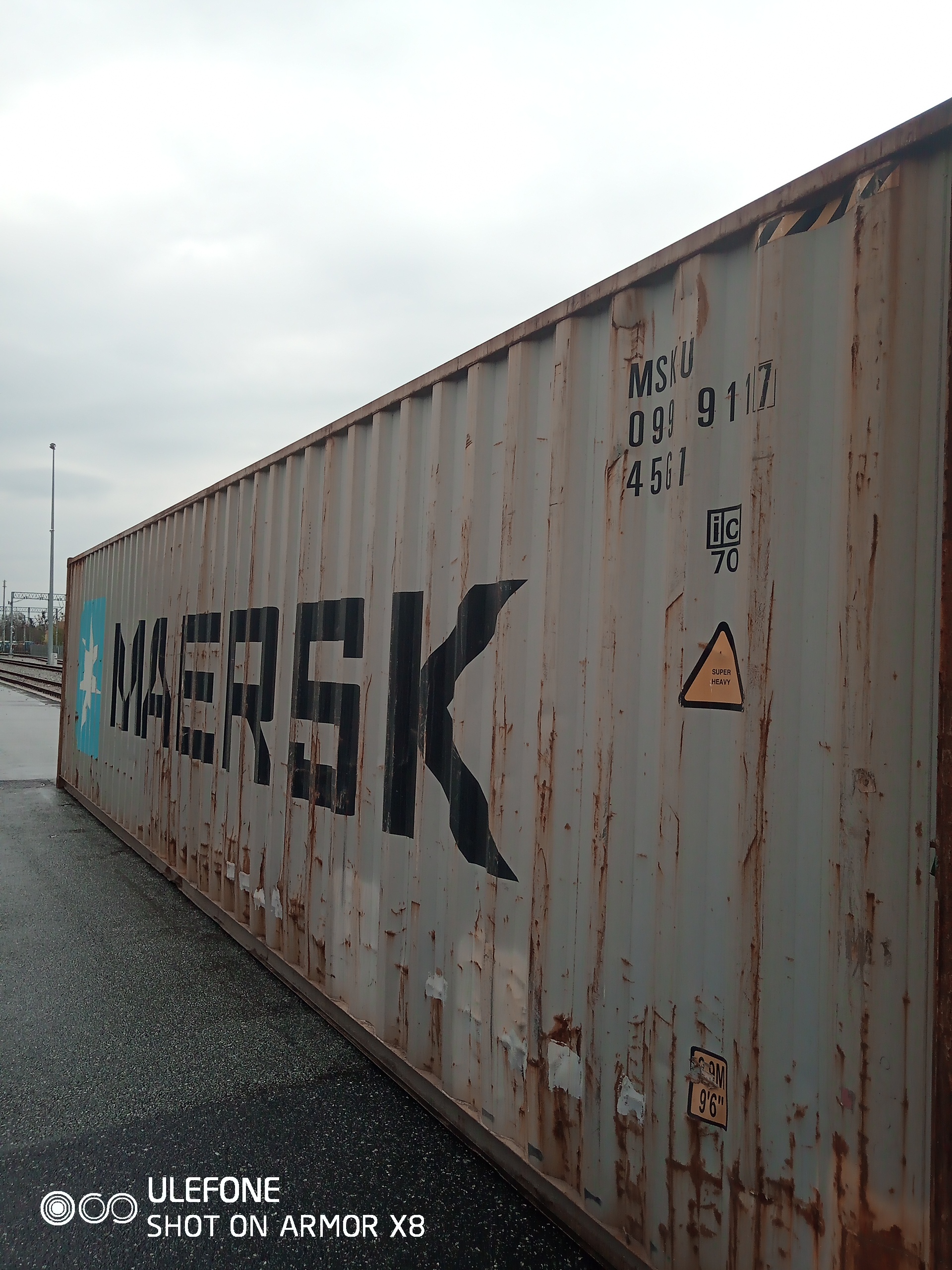 12m (40'HC) Kontener morski MSKU0999117