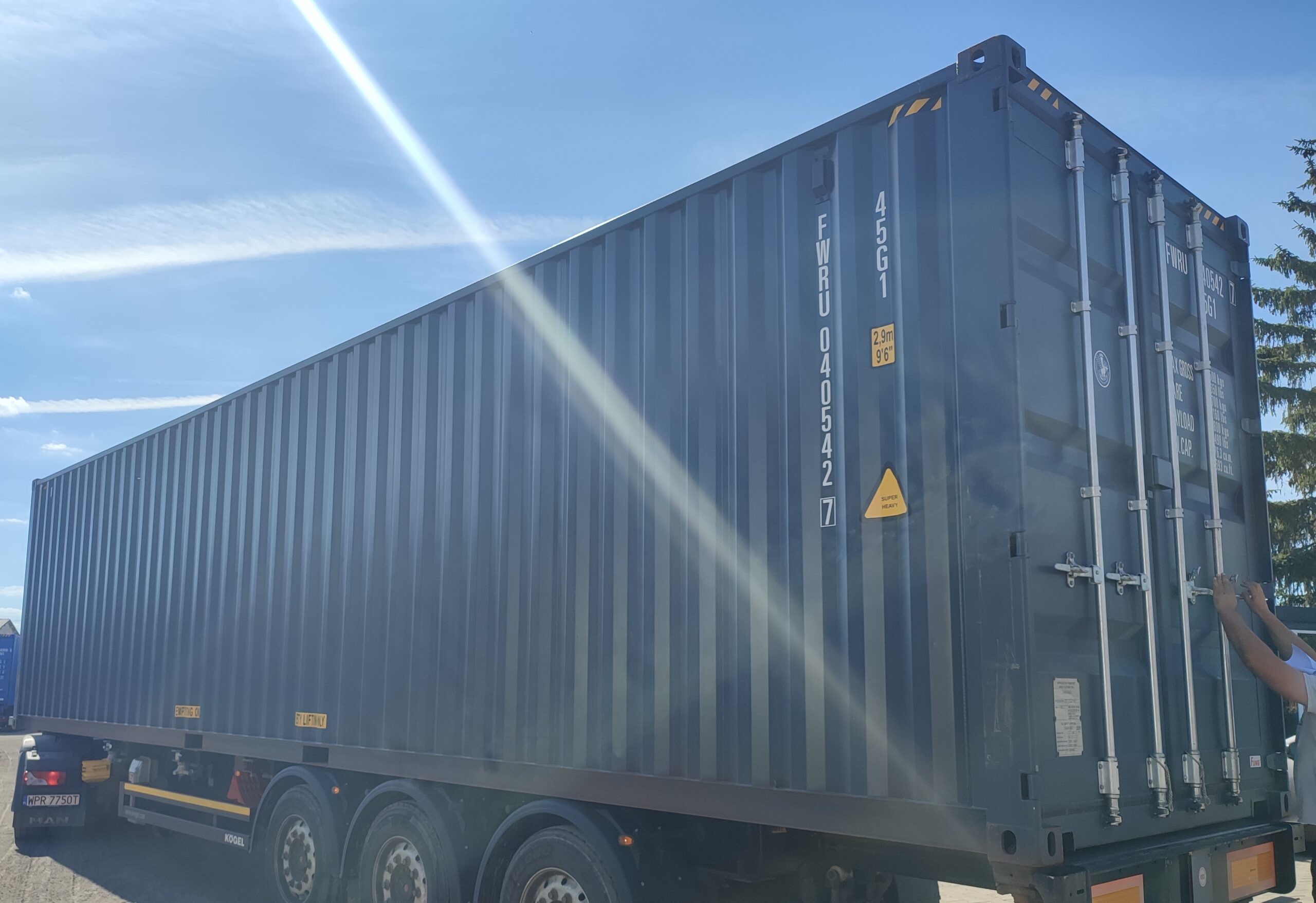 Kontener morski 12m (40'HC) FWRU0405427 - obrazek 2