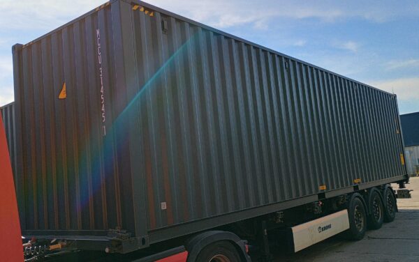 12m (40'HC) Kontener morski MCCU3145451
