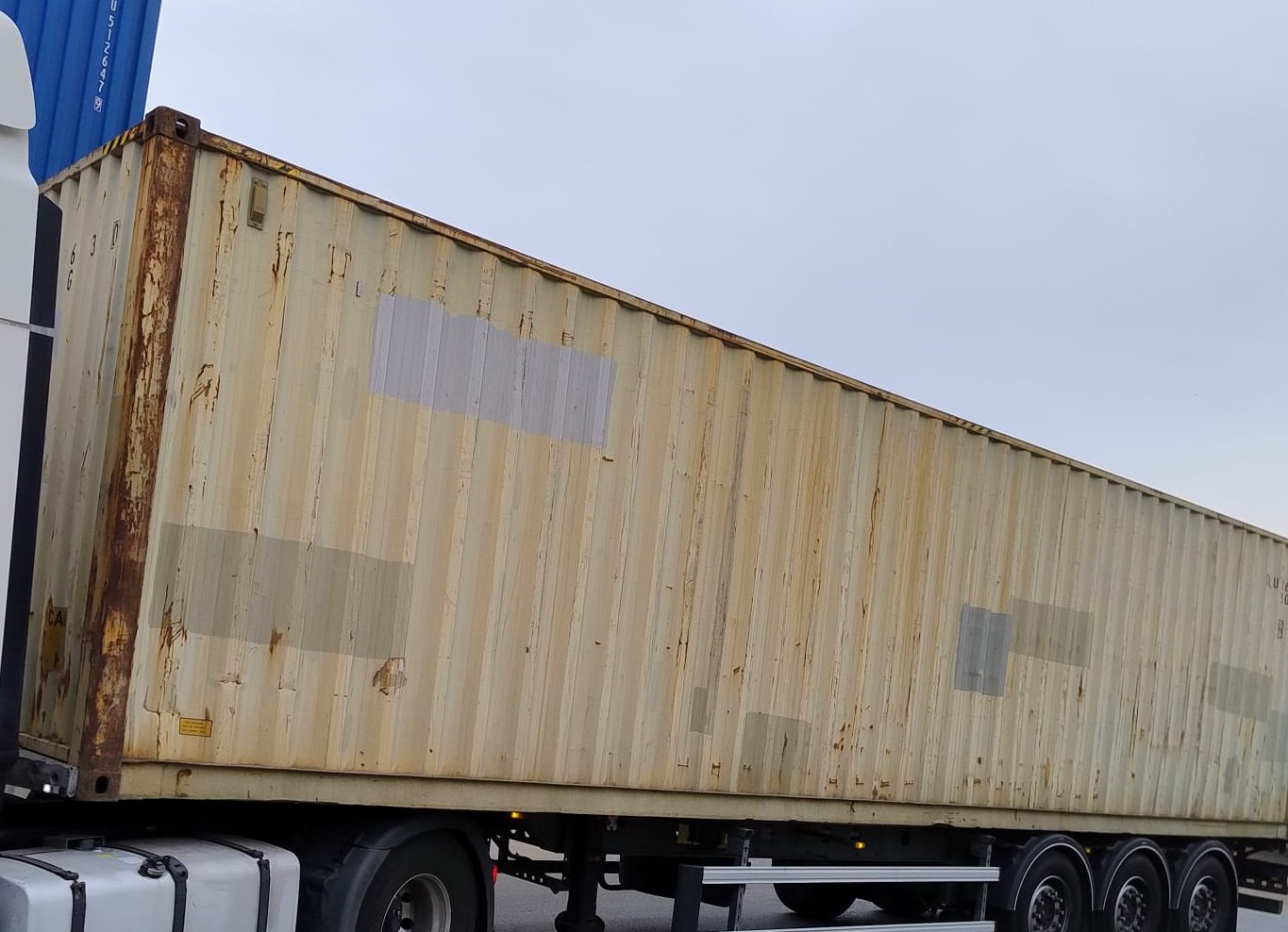 12m (40'HC) Kontener morski OOLU8764390