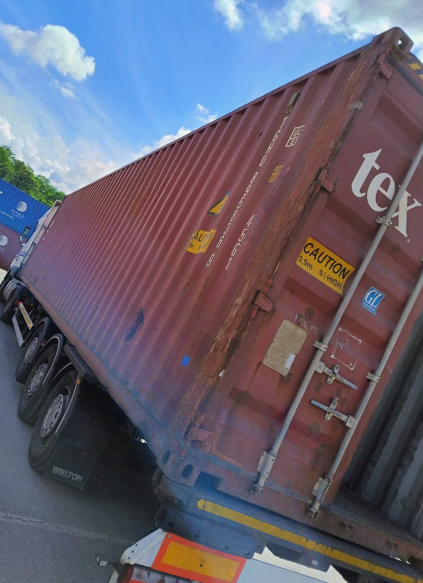 Kontener morski 12m (40'HC) TGHU8958369 - obrazek 2