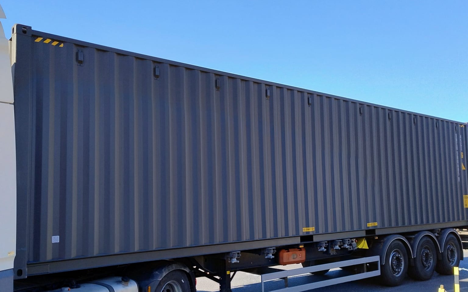 12m (40'HC) Kontener morski XHCU5806859