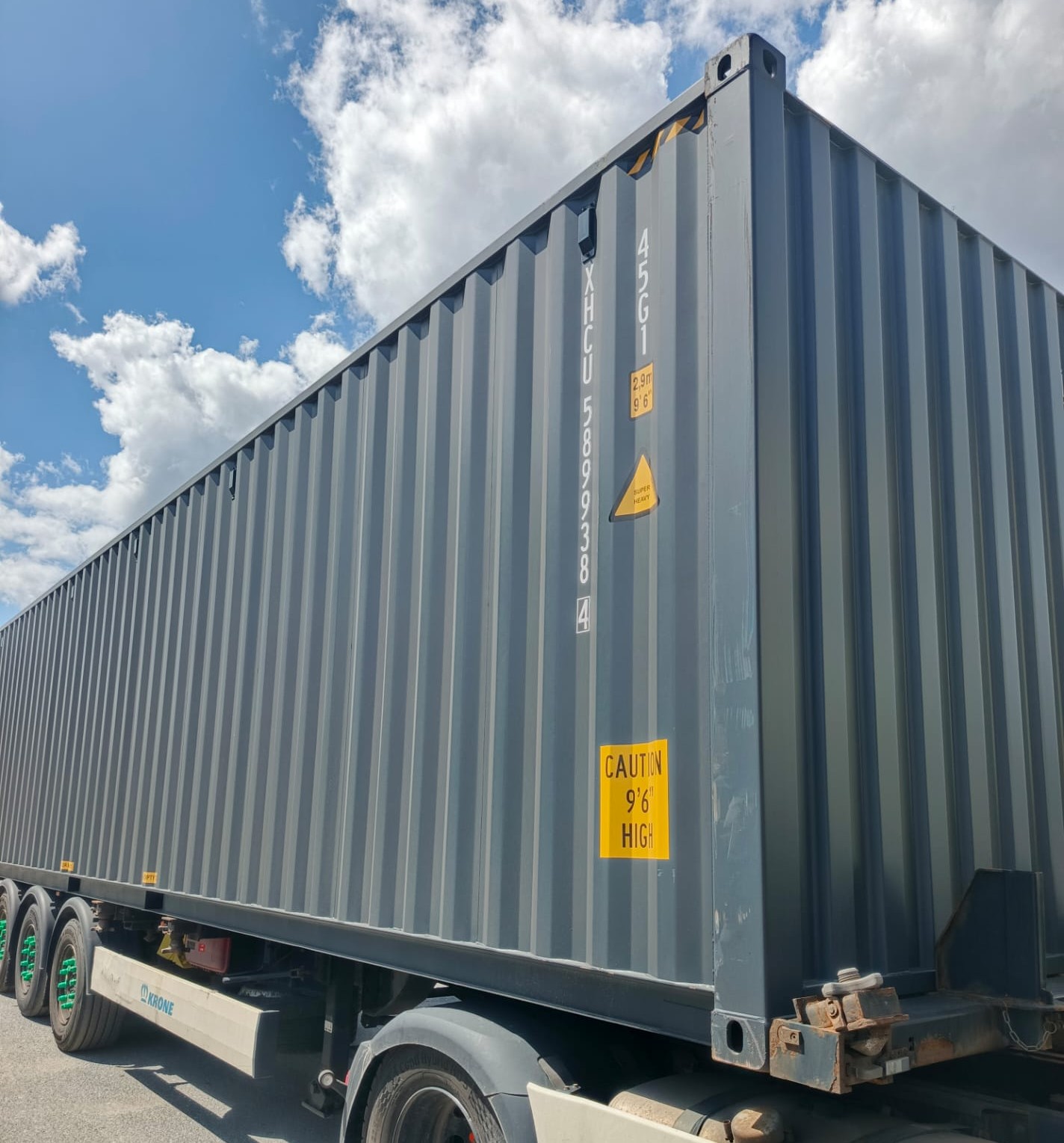 Kontener morski 12m (40'HC) XHCU5899384