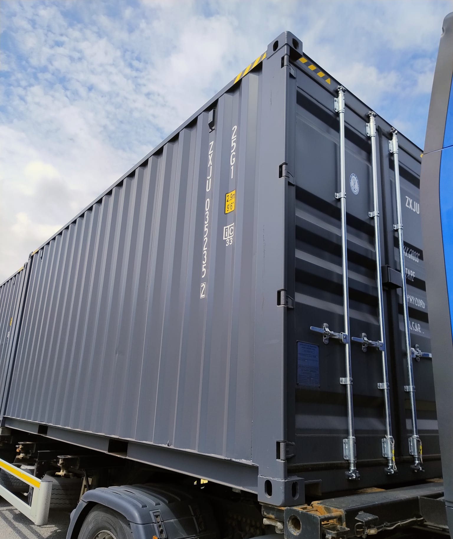 Kontener morski 6m (20'HC) ZXJU0352352