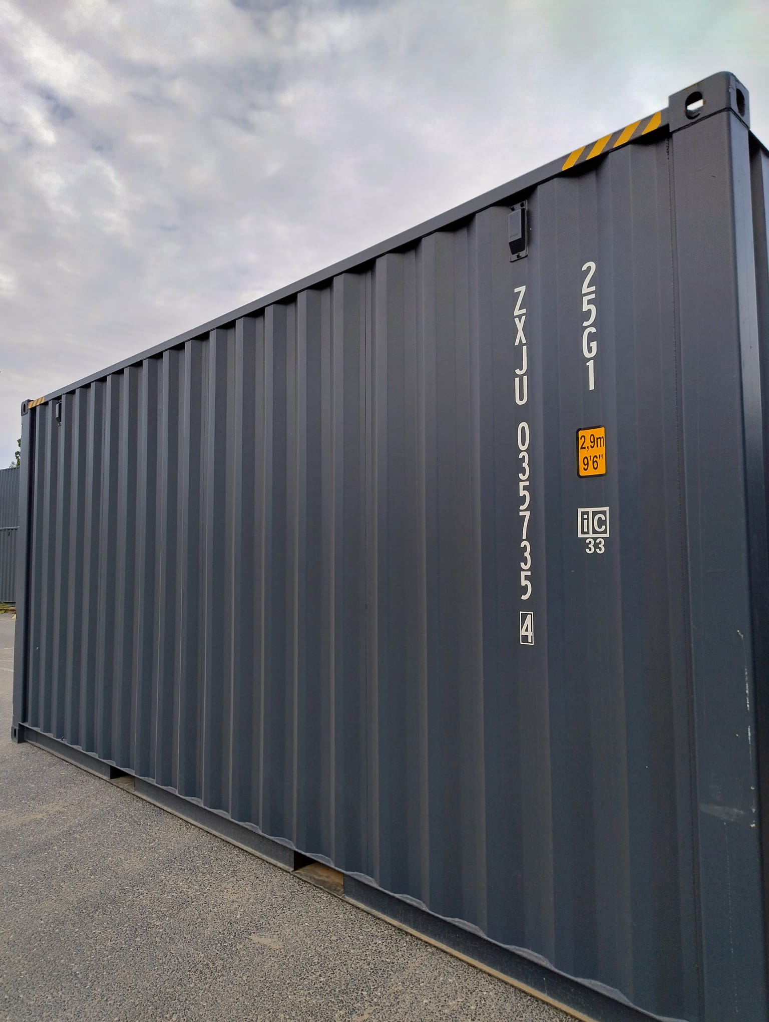 Kontener morski 6m (20'HC) ZXJU0357354