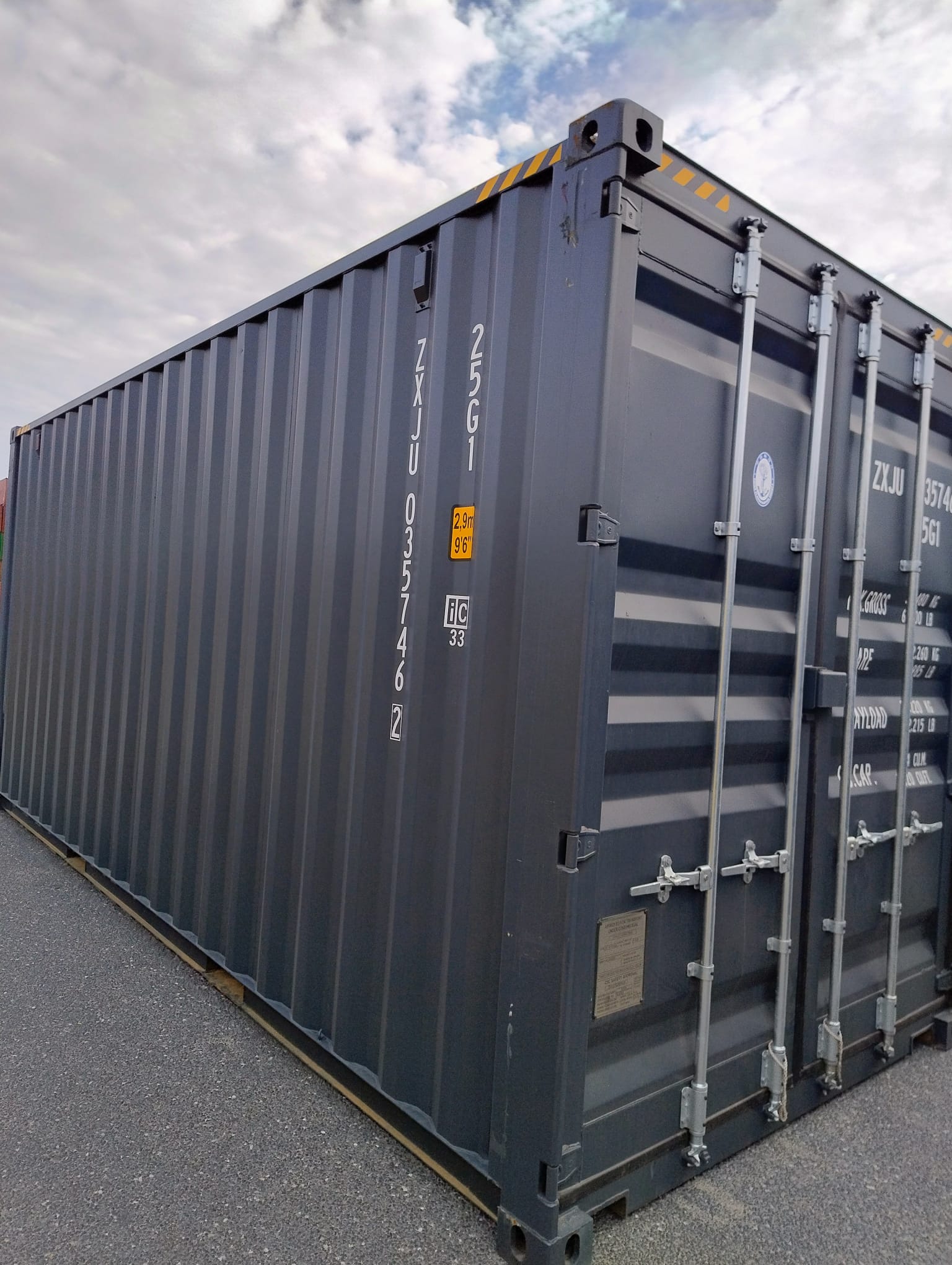 Kontener morski 6m (20'HC) ZXJU0357462